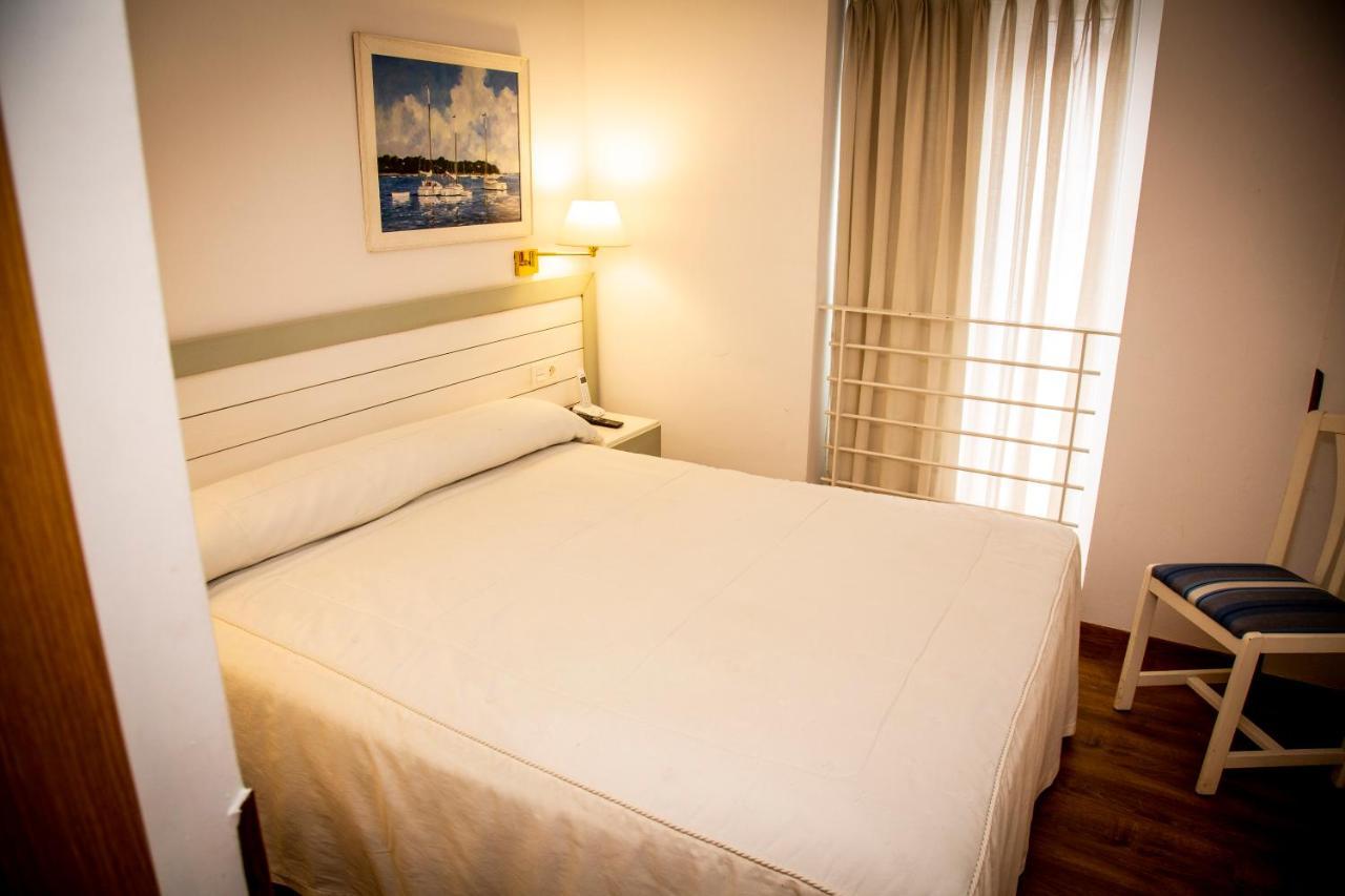Hotel Isabel - Suarez Inclan 38 Cudillero Zewnętrze zdjęcie
