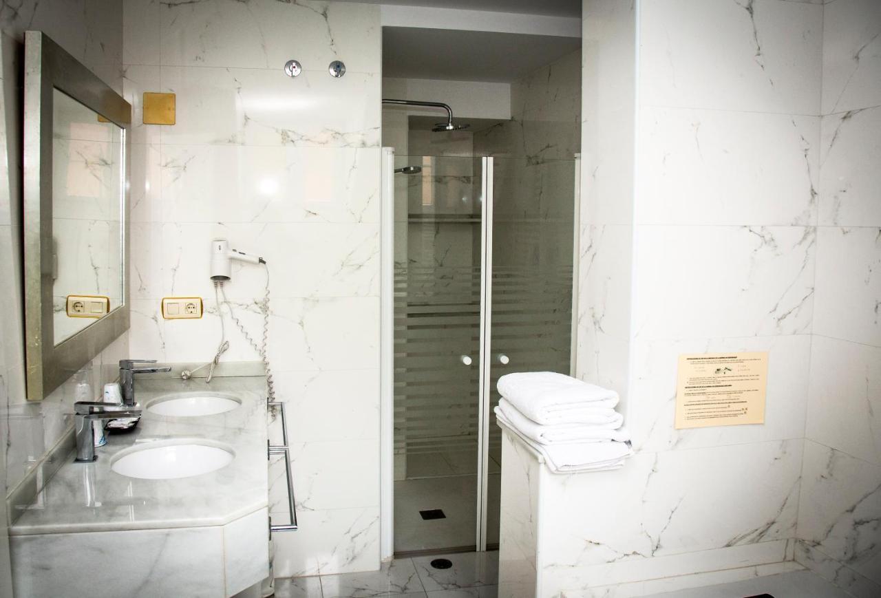Hotel Isabel - Suarez Inclan 38 Cudillero Zewnętrze zdjęcie